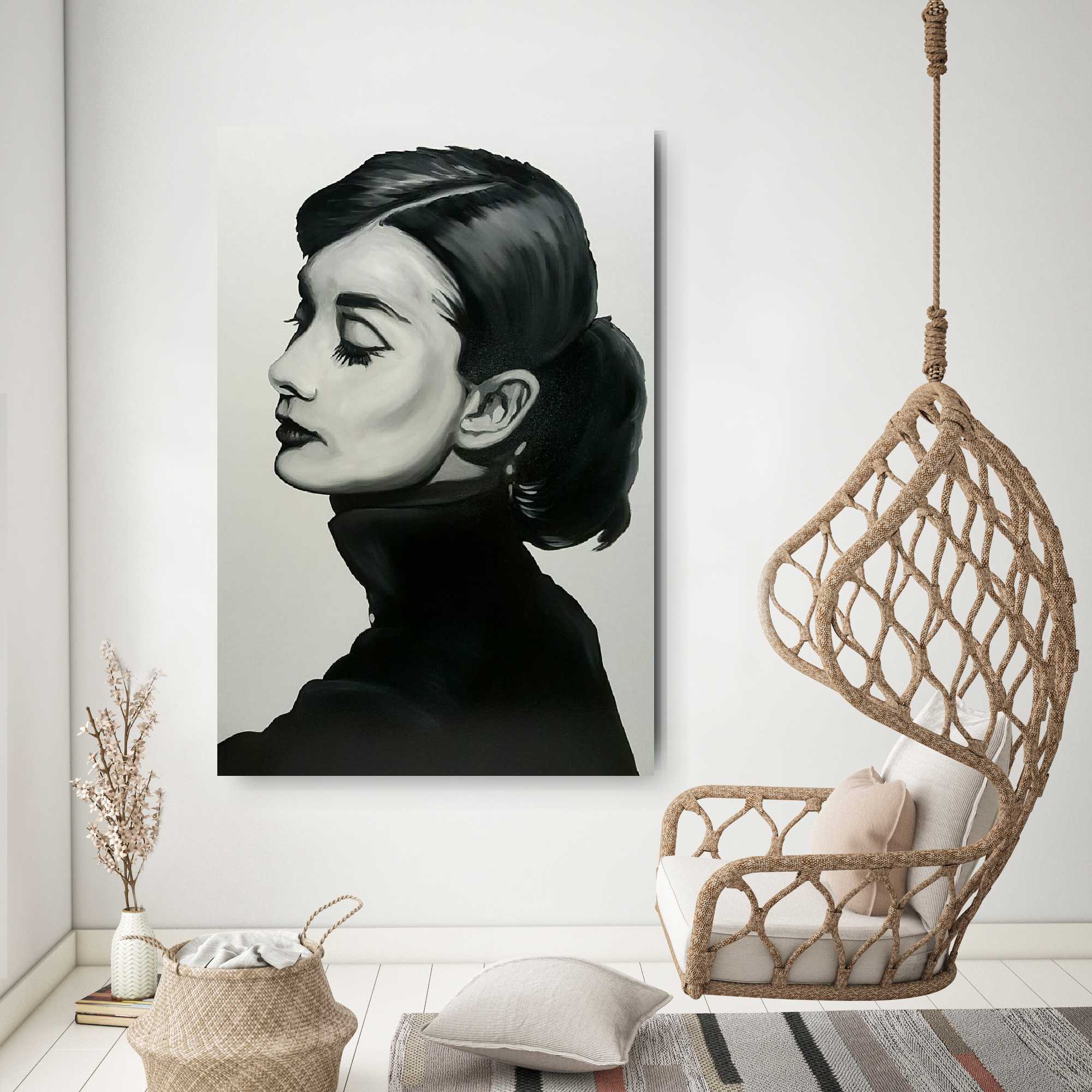 Icon Image - Audrey Hepburn